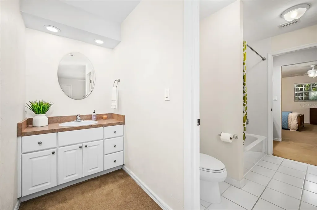 8115 SW 1st Place Gainesville FL 32607