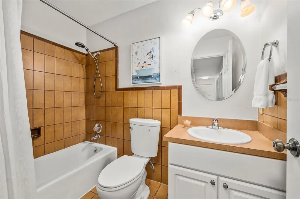 8115 SW 1st Place Gainesville FL 32607