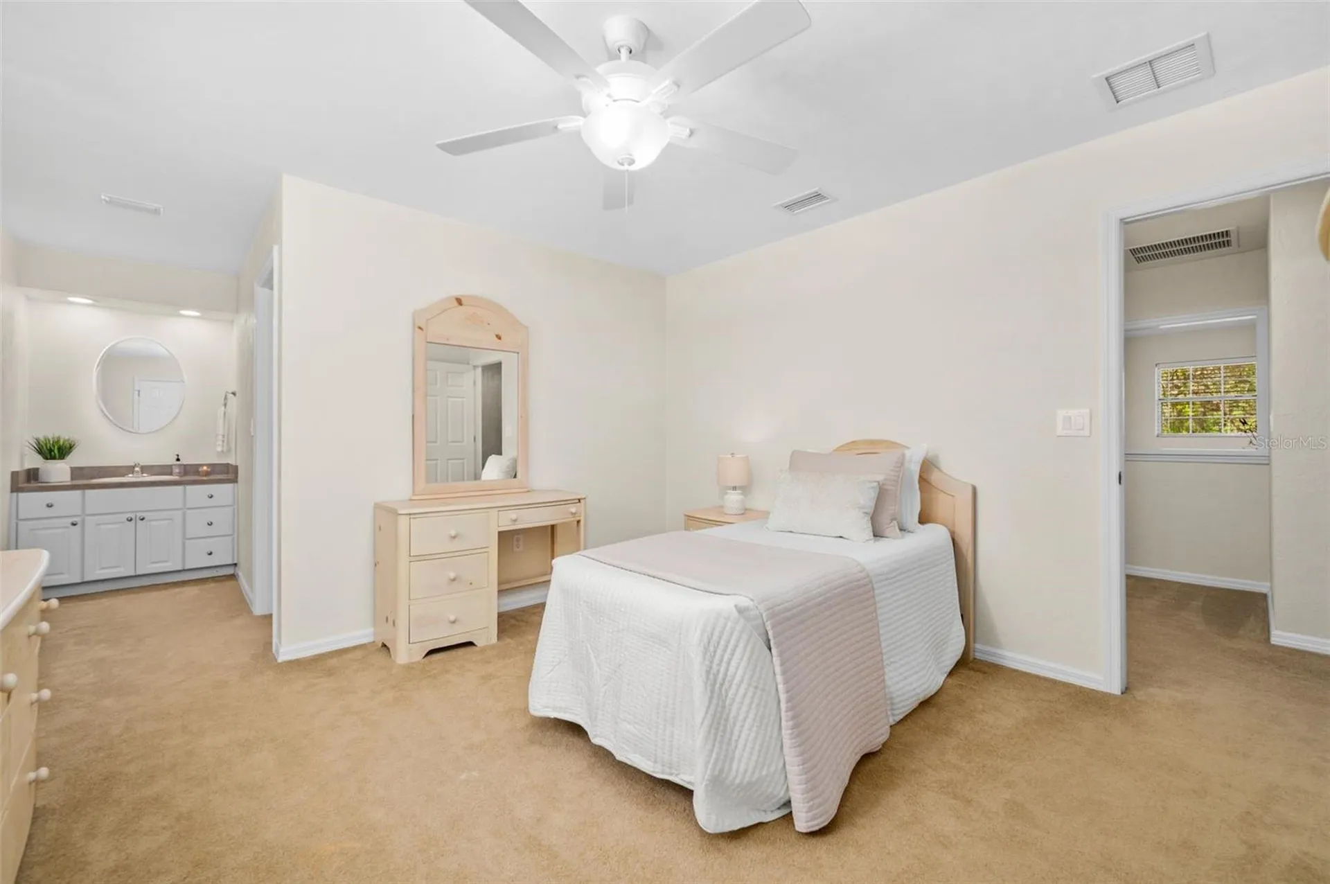 8115 SW 1st Place Gainesville FL 32607