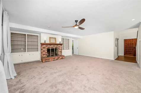 8115 SW 1st Place Gainesville FL 32607