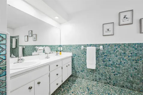 8115 SW 1st Place Gainesville FL 32607