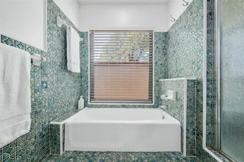 8115 SW 1st Place Gainesville FL 32607