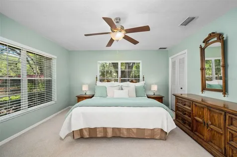 8115 SW 1st Place Gainesville FL 32607