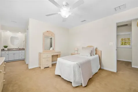 8115 SW 1st Place Gainesville FL 32607