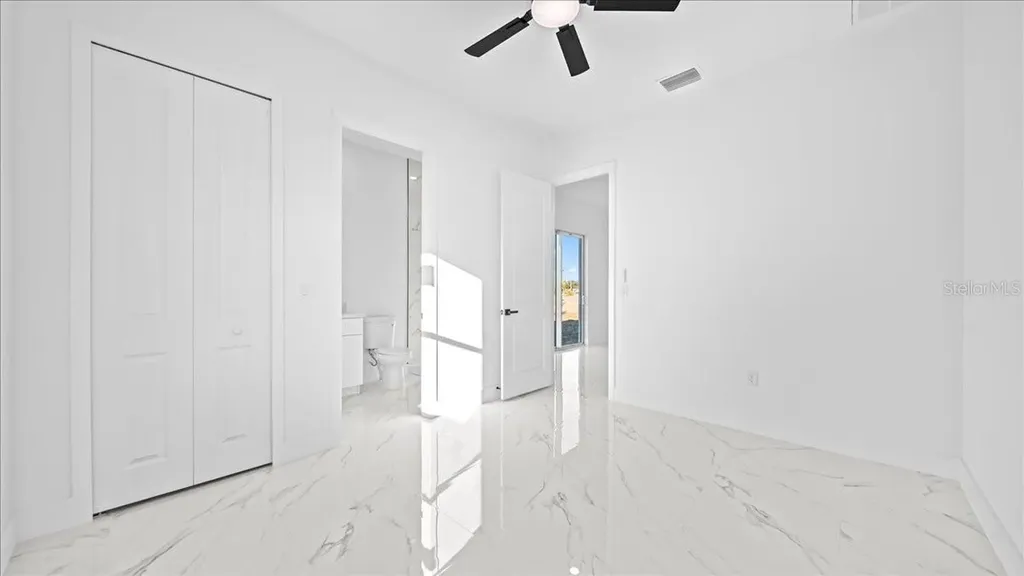 1323/1325 NE 8th Place Cape Coral FL 33909