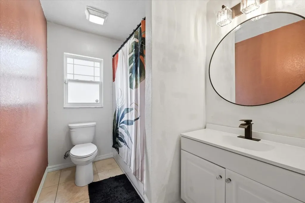 1827 48th Street S St Petersburg FL 33711