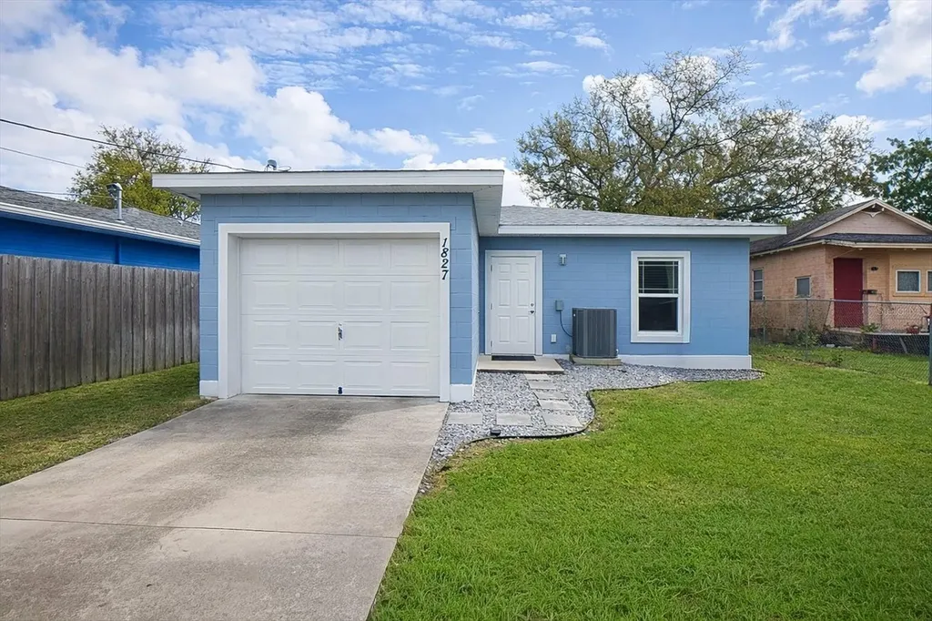 1827 48th Street S St Petersburg FL 33711