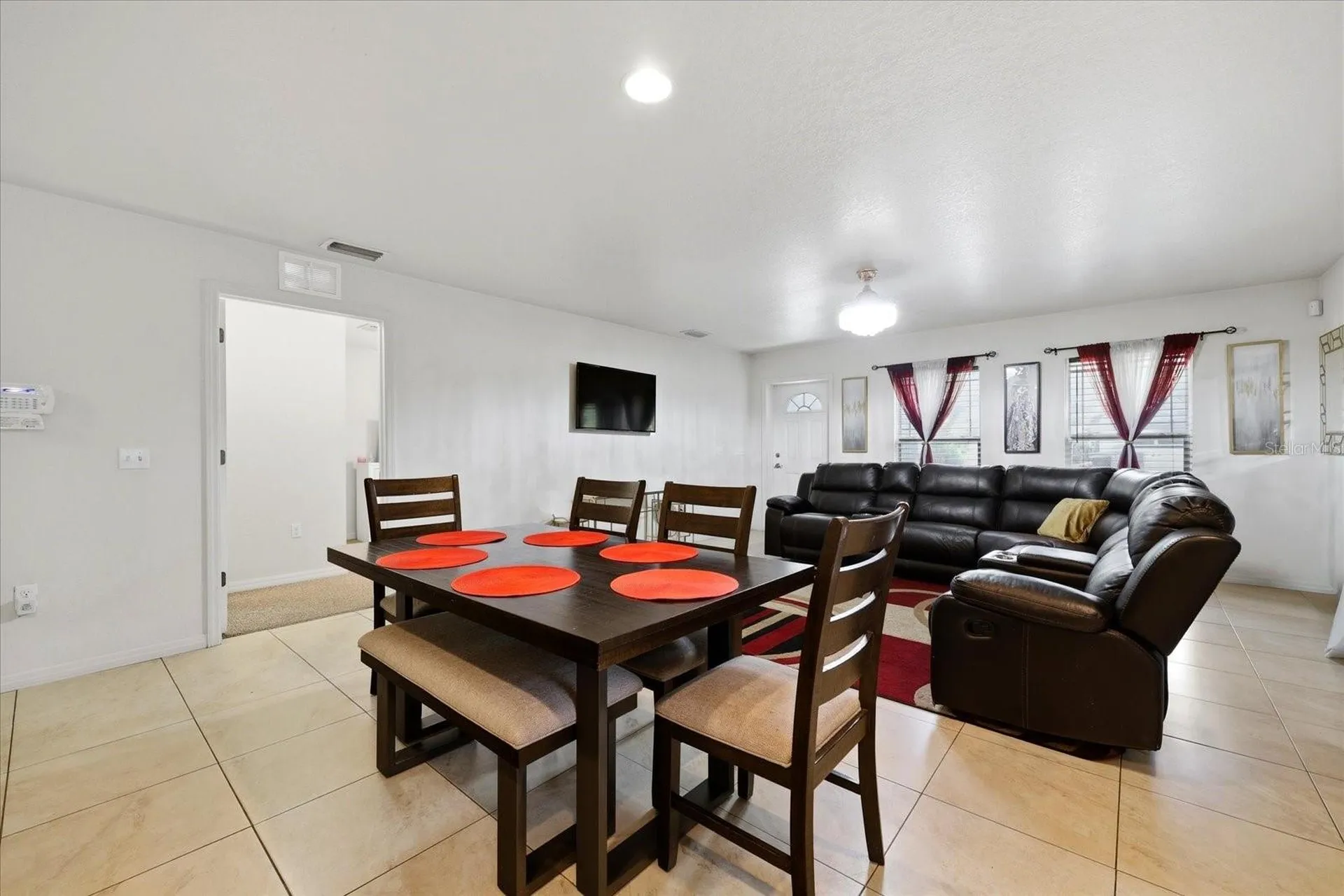 1827 48th Street S St Petersburg FL 33711