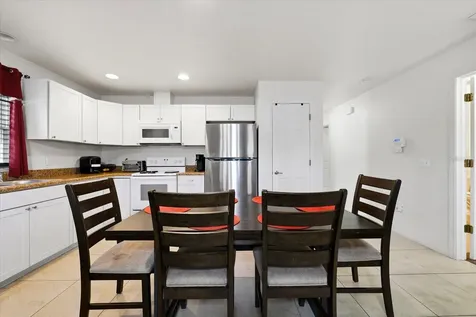 1827 48th Street S St Petersburg FL 33711