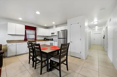 1827 48th Street S St Petersburg FL 33711