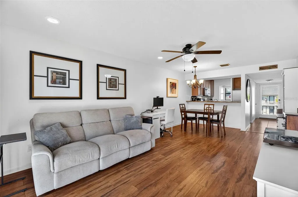 3004 Plaza Terrace Drive Orlando FL 32803