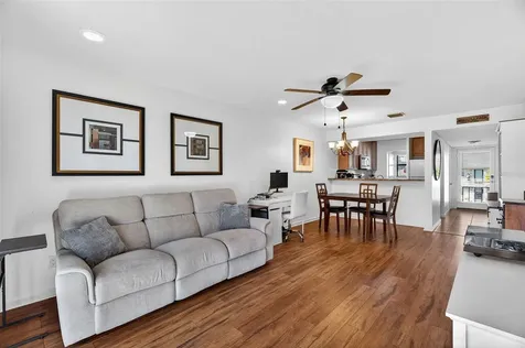3004 Plaza Terrace Drive Orlando FL 32803