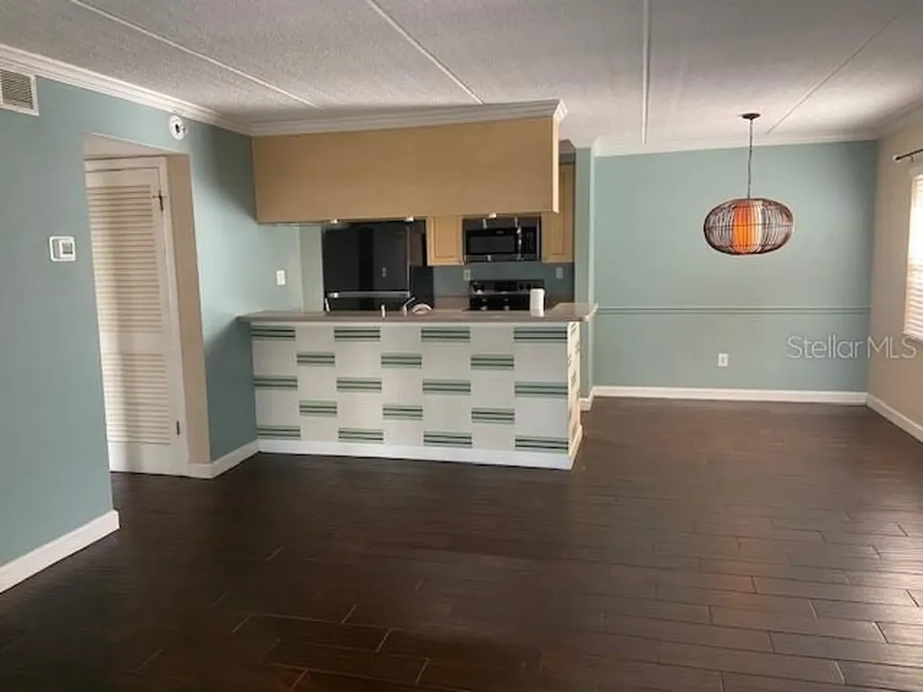 108 Alameda Court Tampa FL 33609