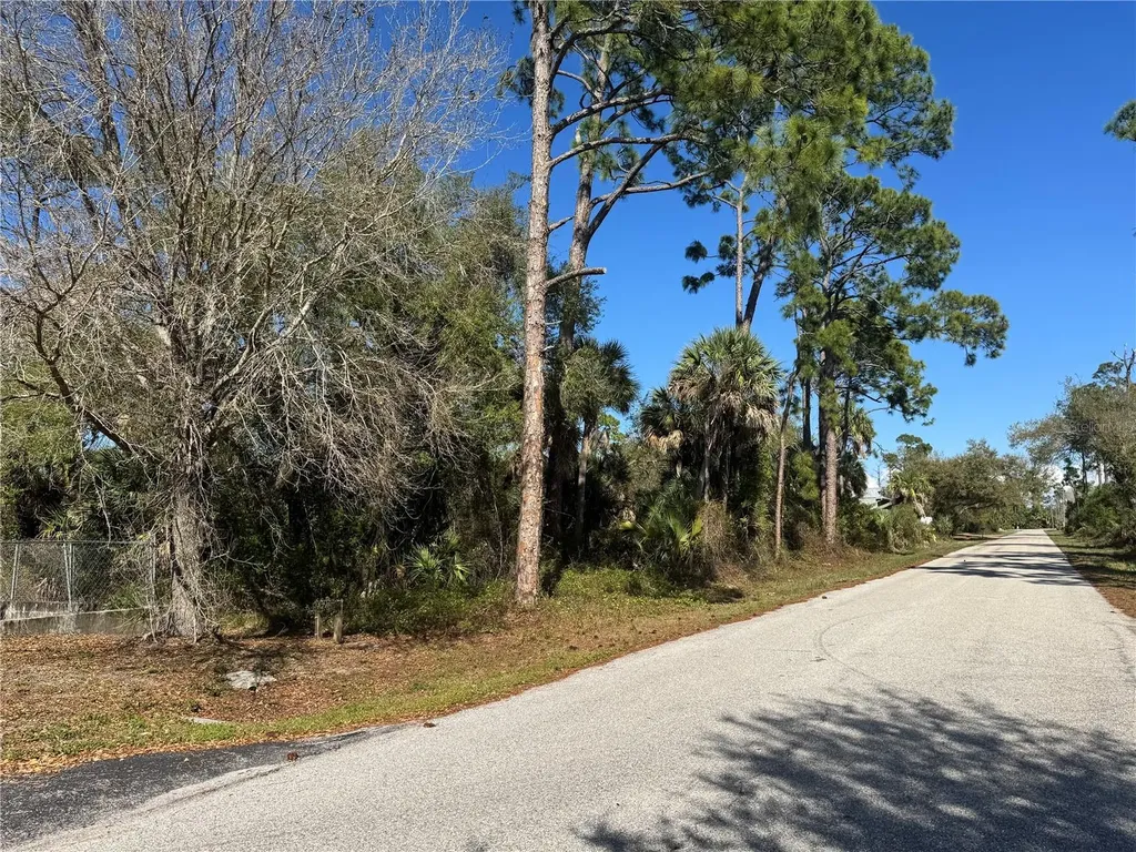 17426 Brighton Avenue Port Charlotte FL 33954