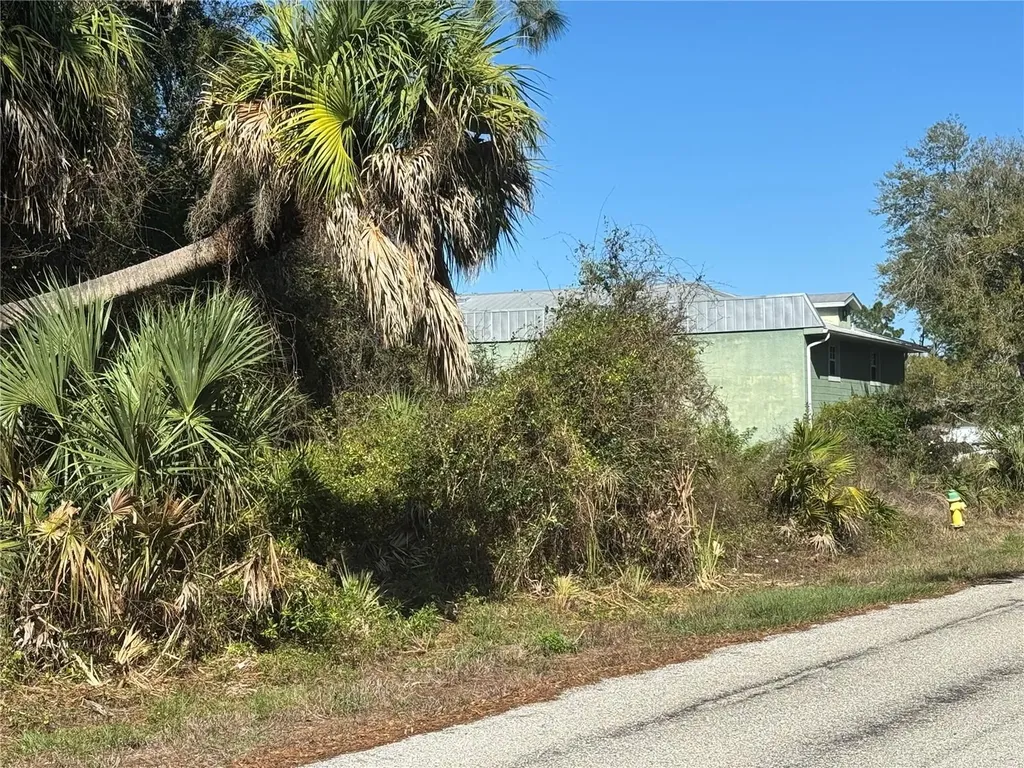 17426 Brighton Avenue Port Charlotte FL 33954