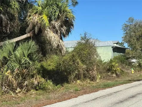 17426 Brighton Avenue Port Charlotte FL 33954