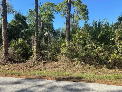 17426 Brighton Avenue Port Charlotte FL 33954