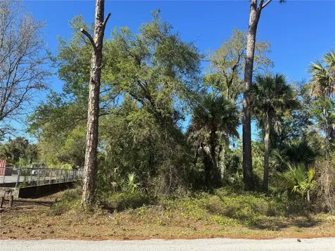 17418 Brighton Avenue Port Charlotte FL 33954