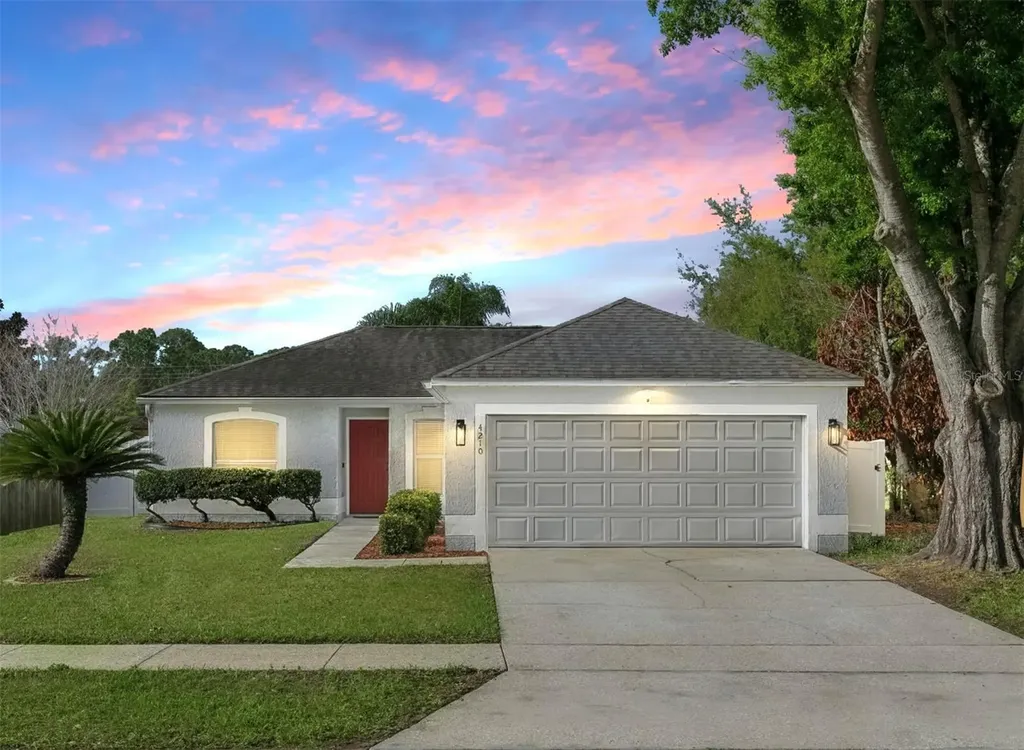 4210 Iveyglen Avenue Orlando FL 32826