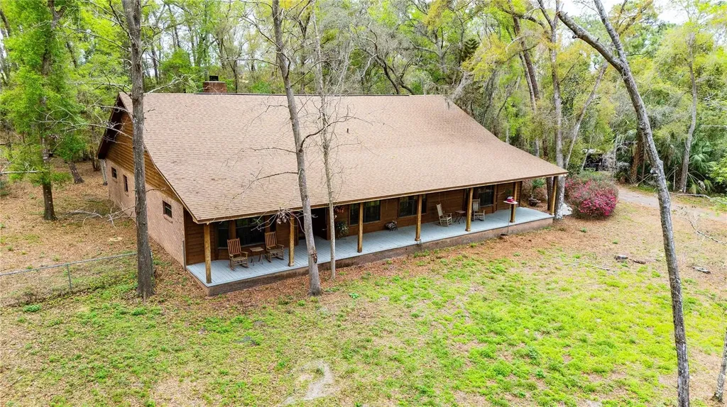 17055 Sweetwater Road Dade City FL 33523