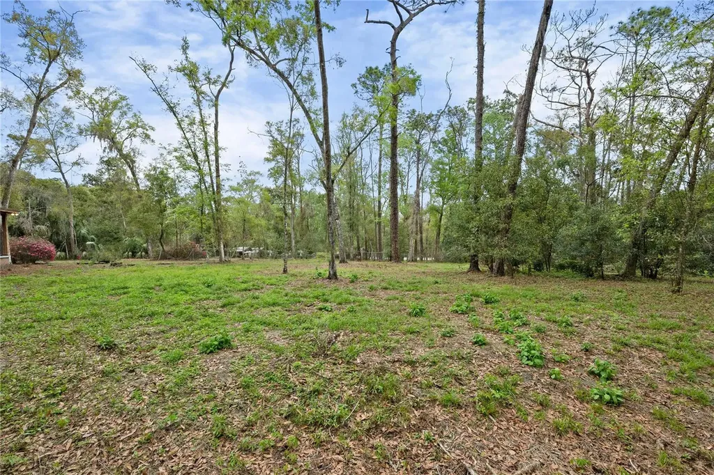 17055 Sweetwater Road Dade City FL 33523