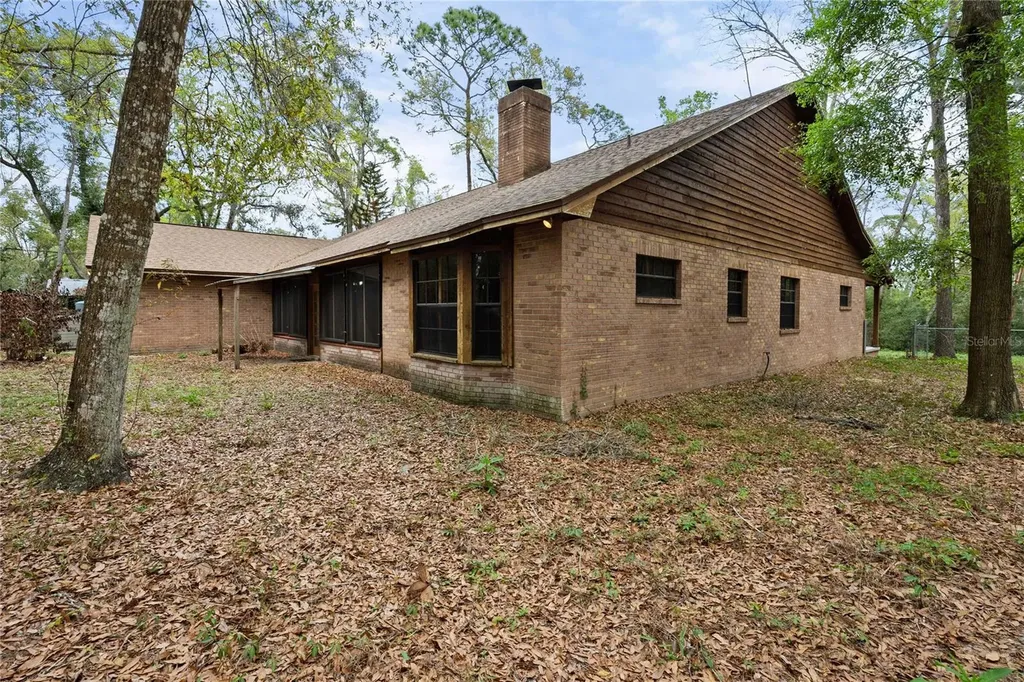 17055 Sweetwater Road Dade City FL 33523