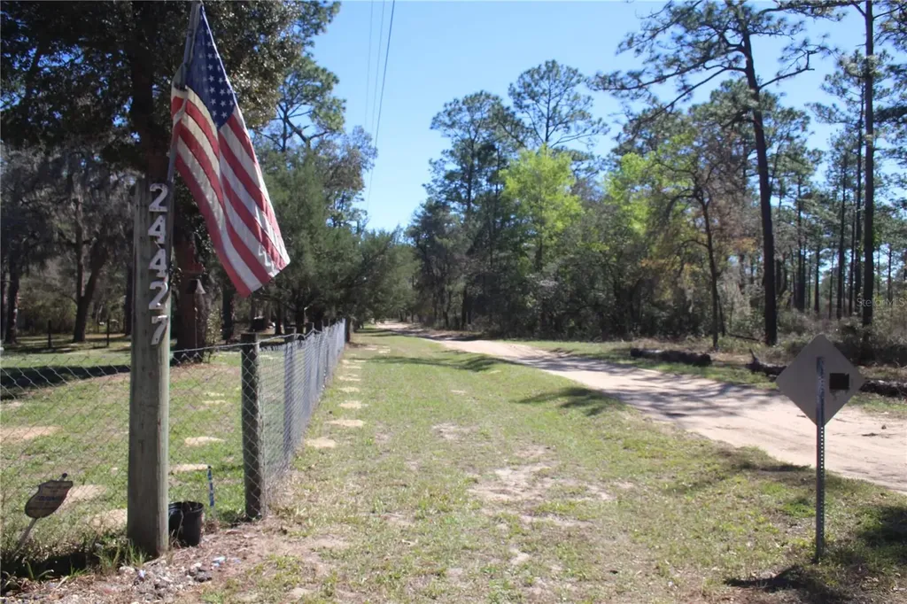 24427 Wild Turkey Road Paisley FL 32767