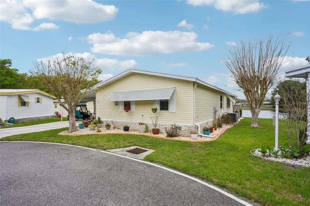 122 Tamarisk Way Leesburg FL 34748