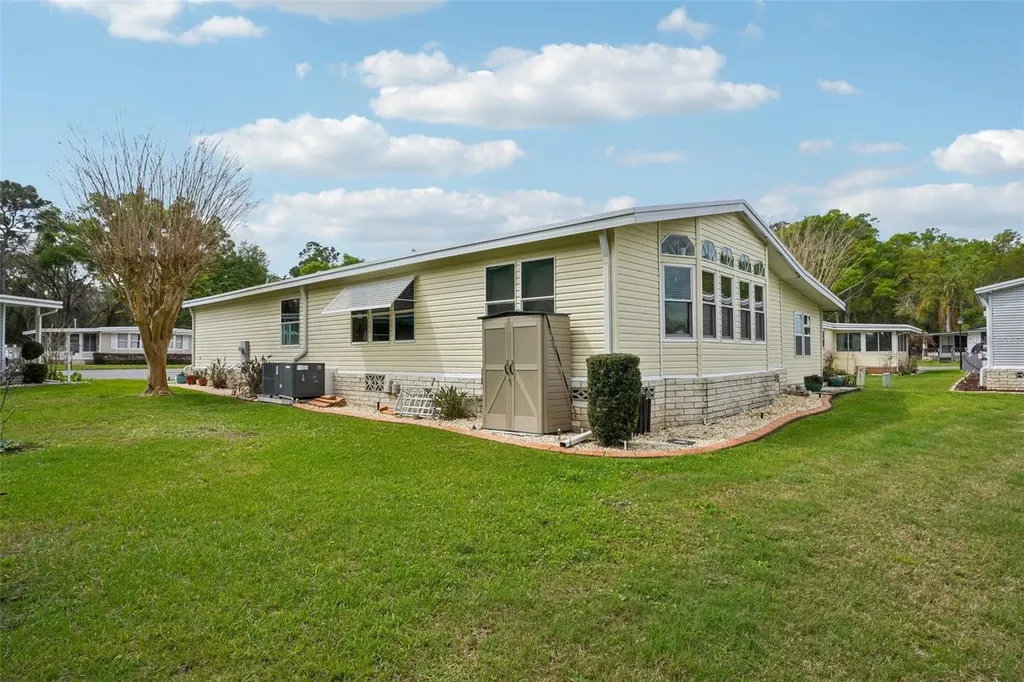122 Tamarisk Way Leesburg FL 34748
