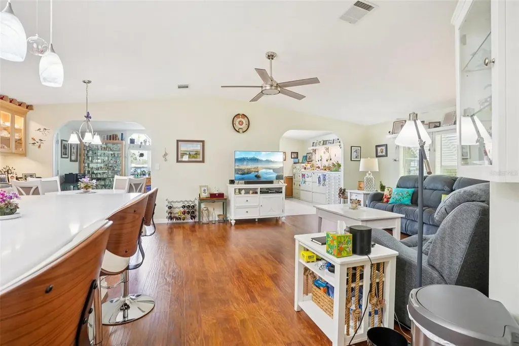 122 Tamarisk Way Leesburg FL 34748
