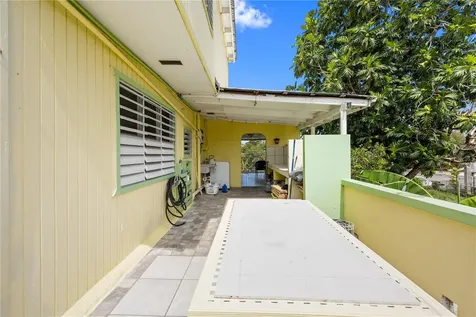 Com Stella Calle 5 Bo Pueblo Rincon PR 00677