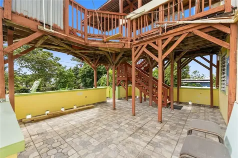Com Stella Calle 5 Bo Pueblo Rincon PR 00677