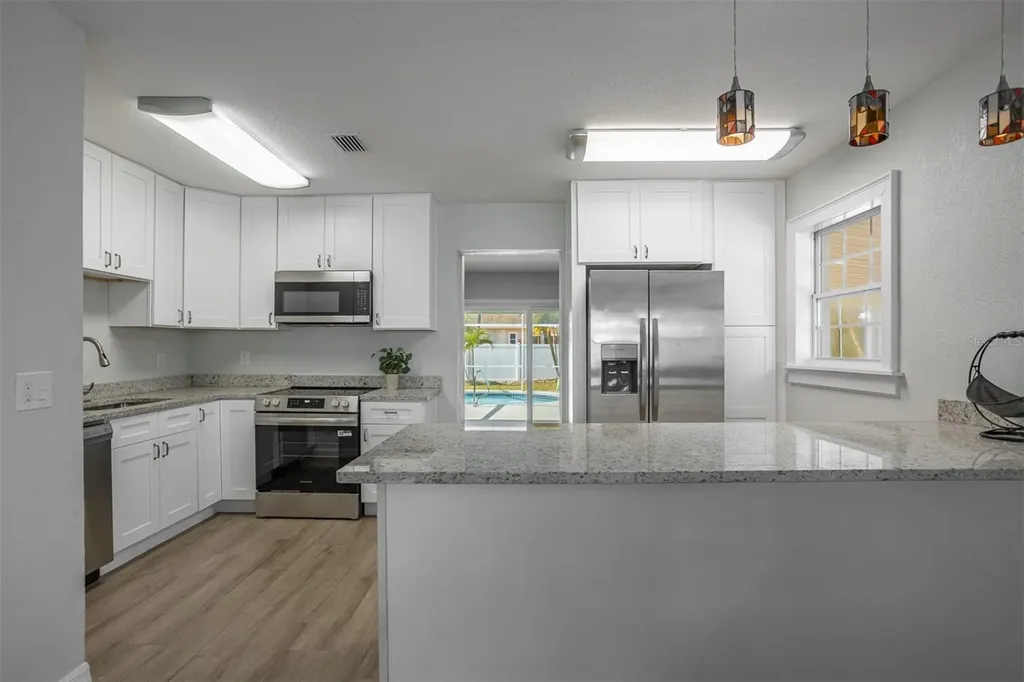 711 Bayshore Drive Tarpon Springs FL 34689