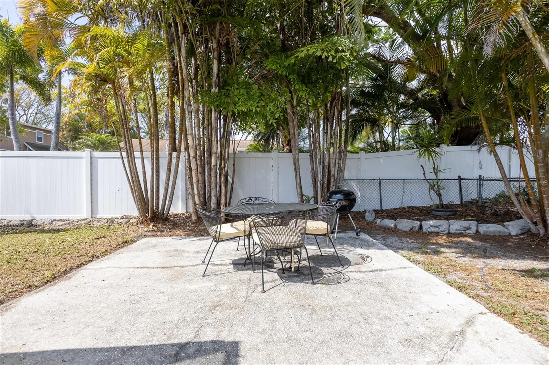 711 Bayshore Drive Tarpon Springs FL 34689