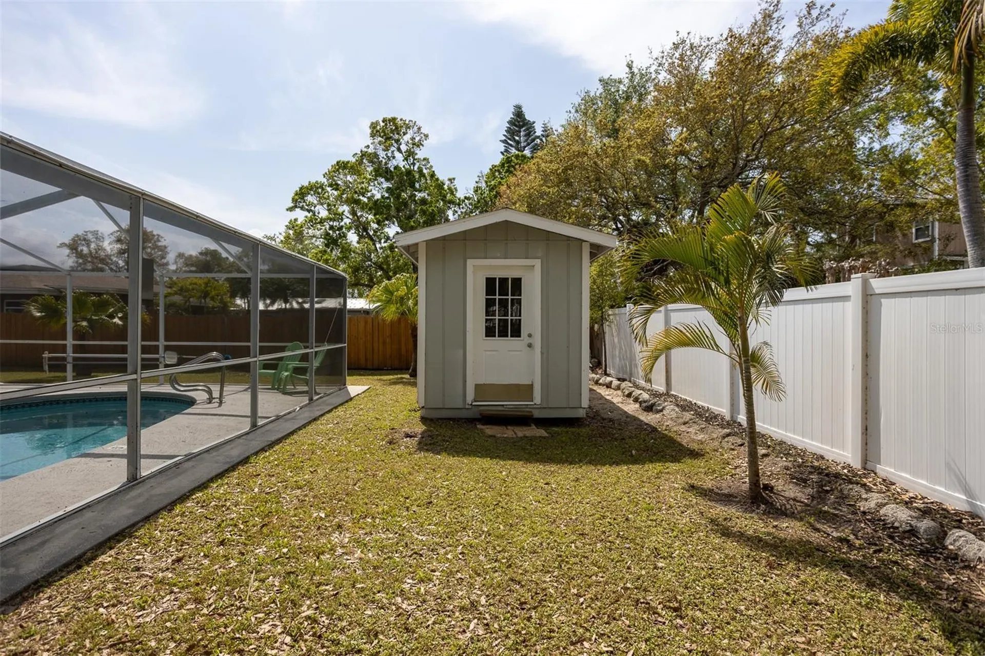 711 Bayshore Drive Tarpon Springs FL 34689