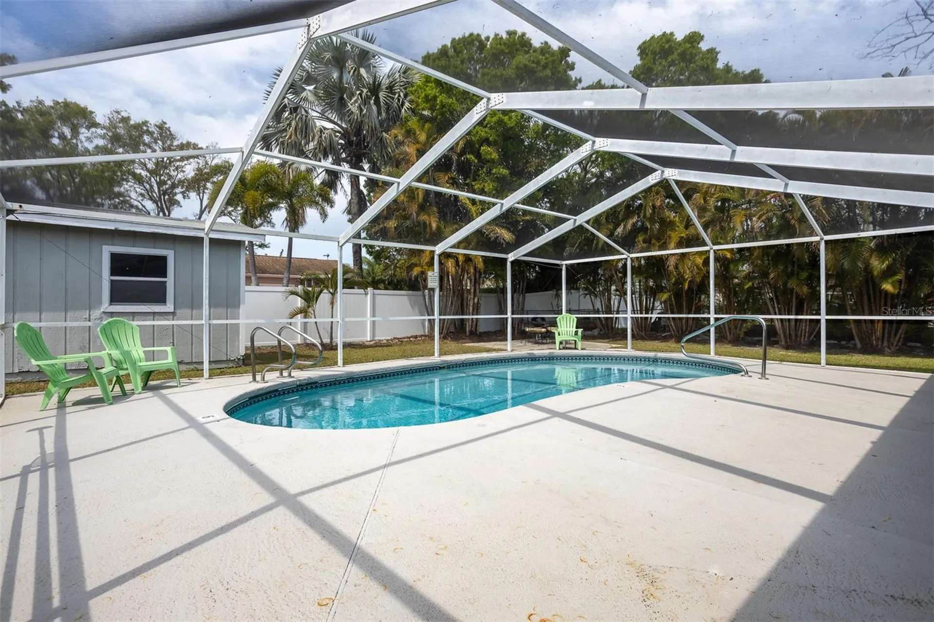 711 Bayshore Drive Tarpon Springs FL 34689