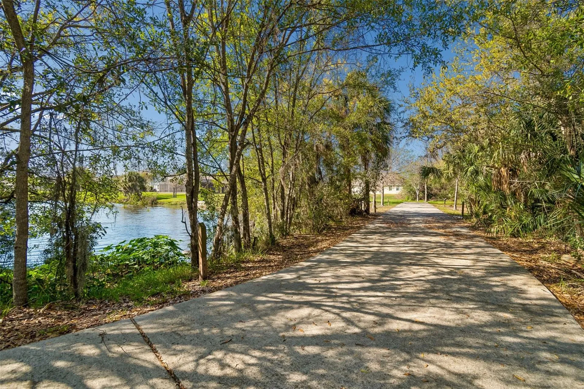 10687 Lake Montauk Drive Riverview FL 33578