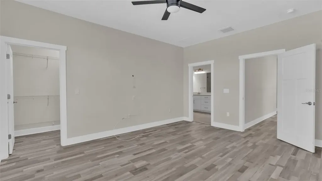 1237 Savona Drive NE St Petersburg FL 33702