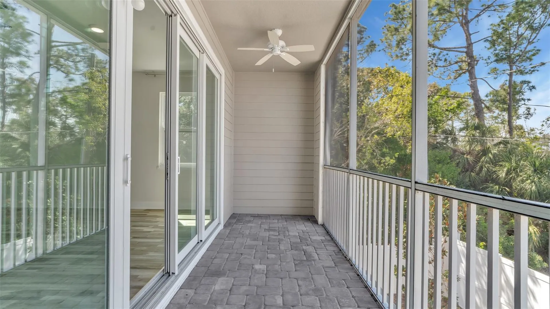 1237 Savona Drive NE St Petersburg FL 33702