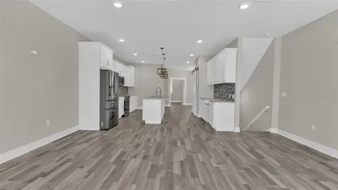 1237 Savona Drive NE St Petersburg FL 33702