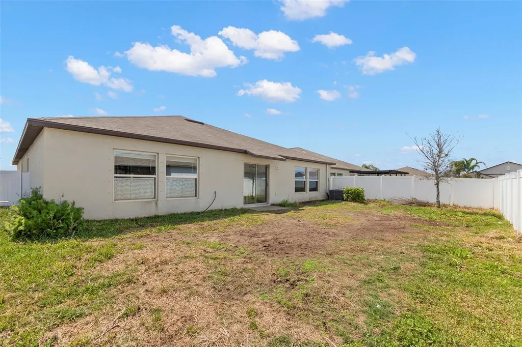 11904 Field Thistle Court Riverview FL 33579