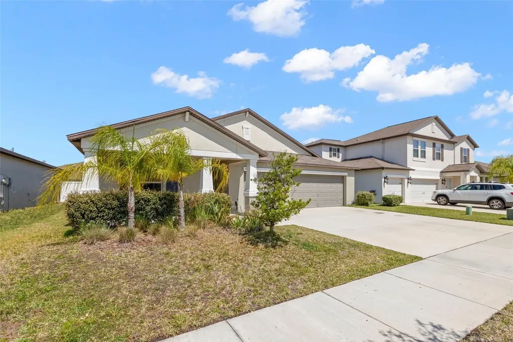 11904 Field Thistle Court Riverview FL 33579