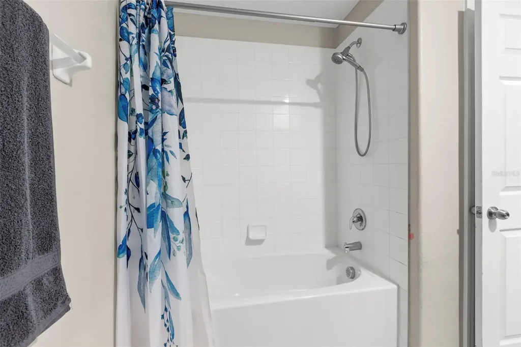 11904 Field Thistle Court Riverview FL 33579