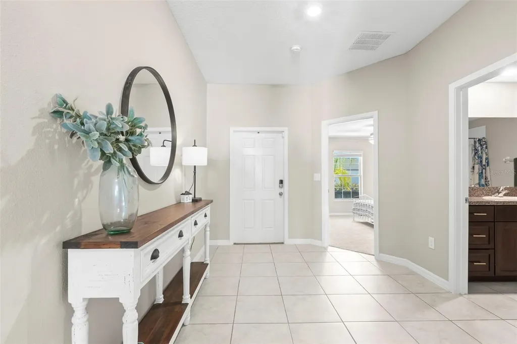 11904 Field Thistle Court Riverview FL 33579