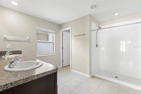 11904 Field Thistle Court Riverview FL 33579