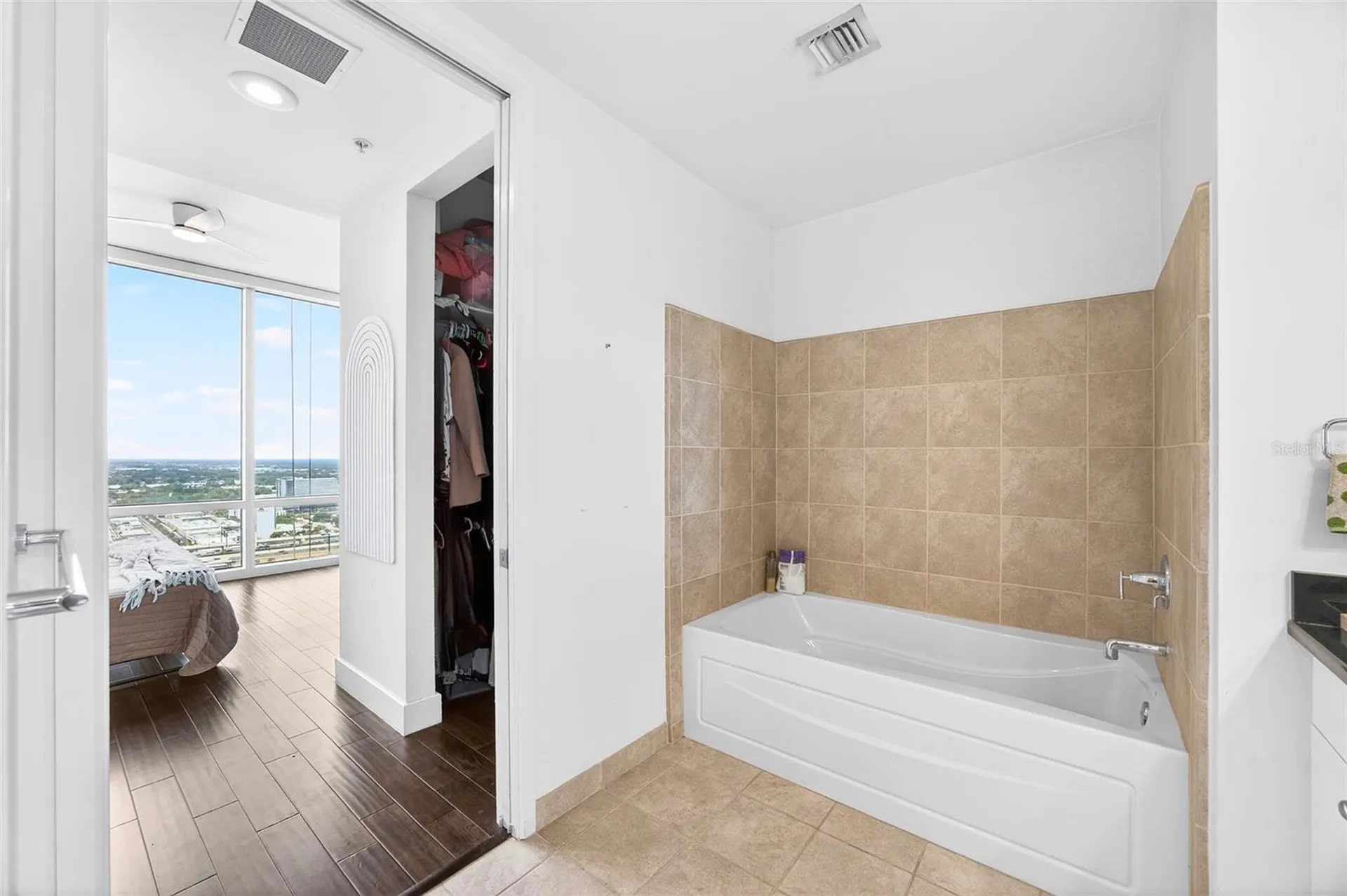 150 E Robinson Street Orlando FL 32801