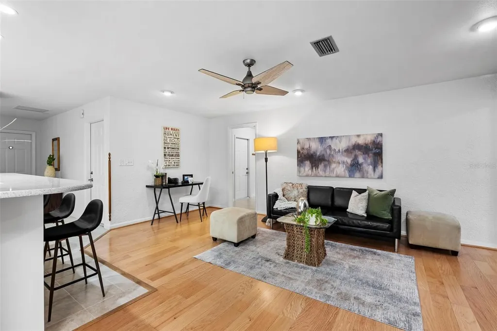 511 Riviera Bay Drive NE St Petersburg FL 33702