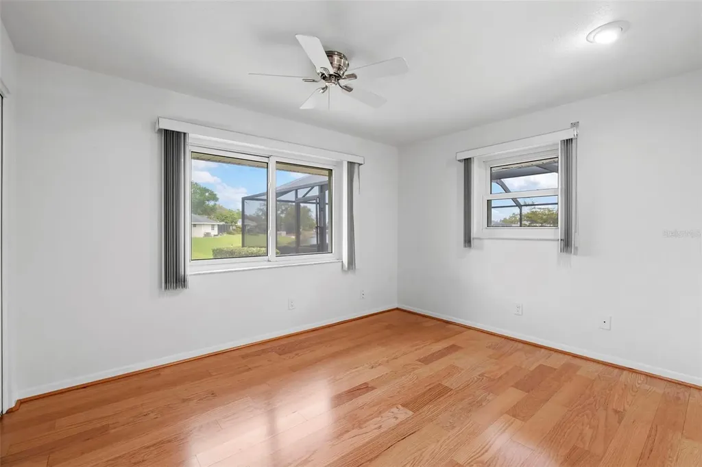 511 Riviera Bay Drive NE St Petersburg FL 33702