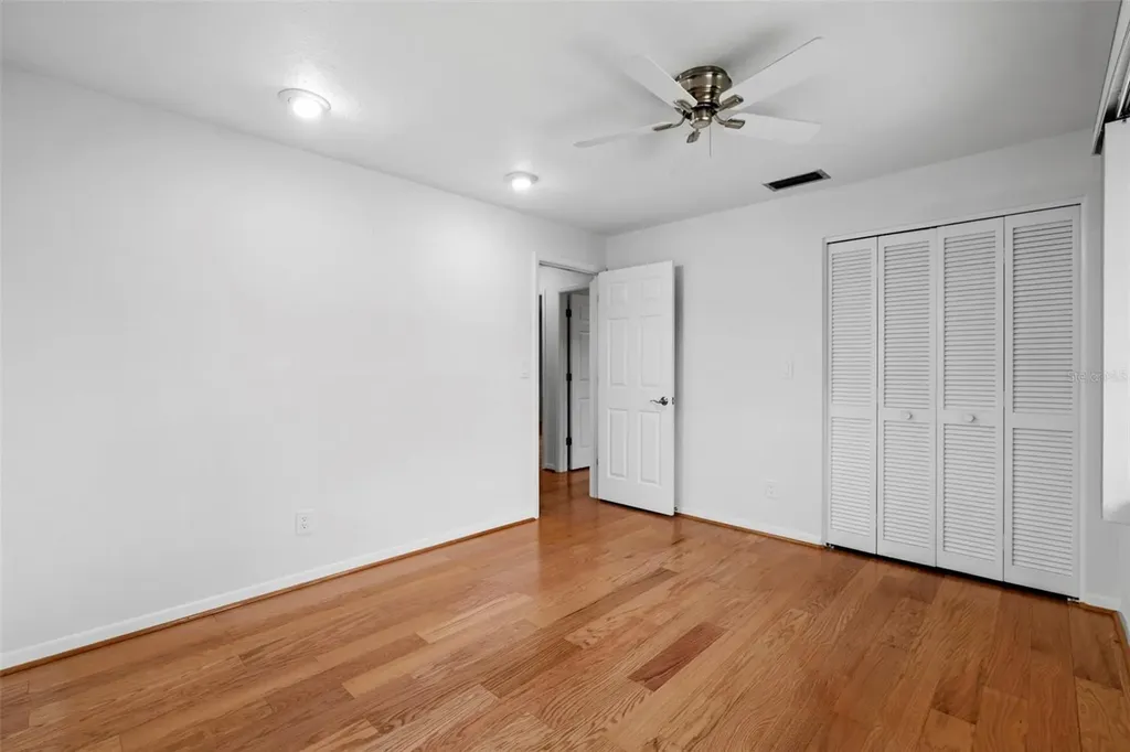 511 Riviera Bay Drive NE St Petersburg FL 33702
