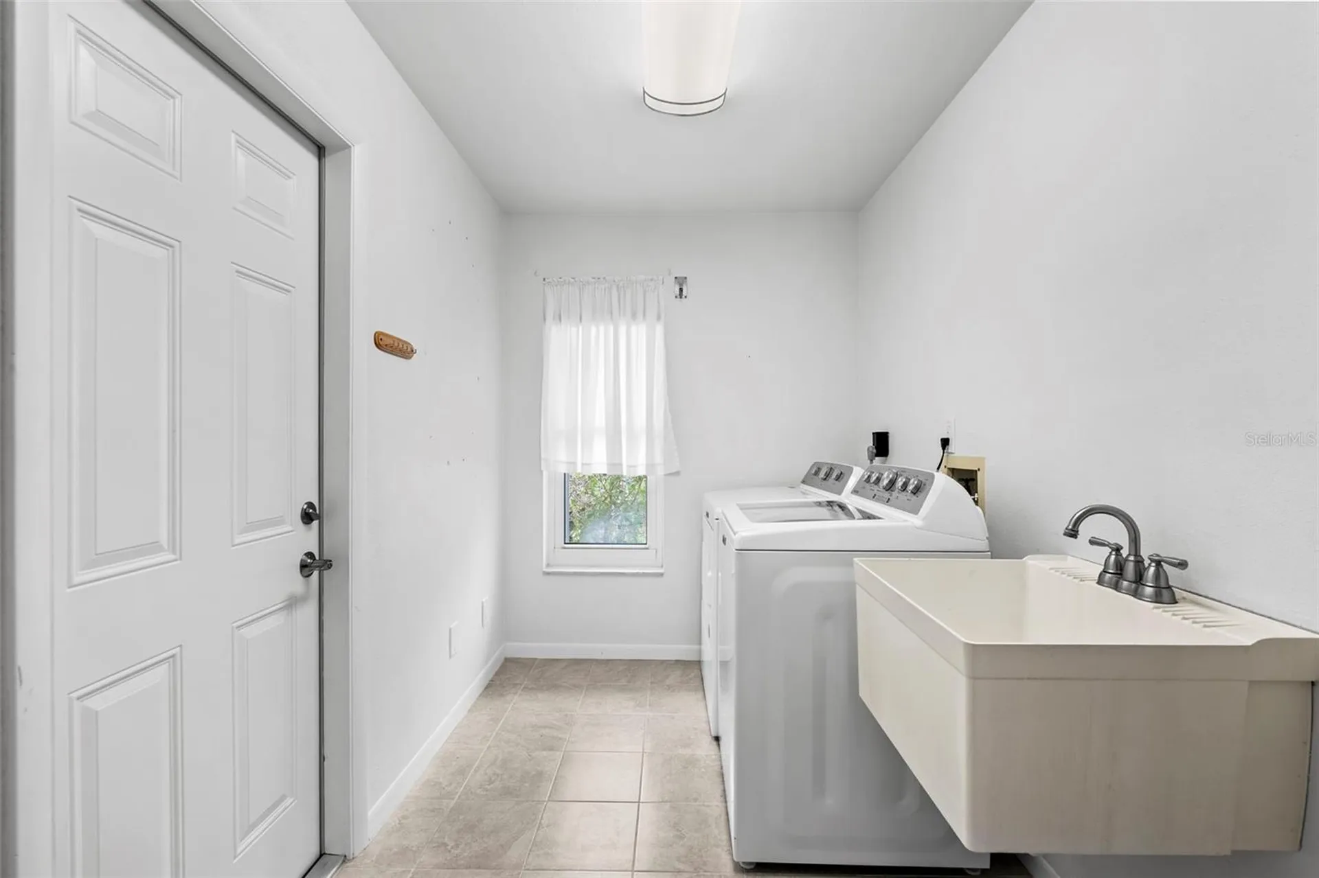 511 Riviera Bay Drive NE St Petersburg FL 33702